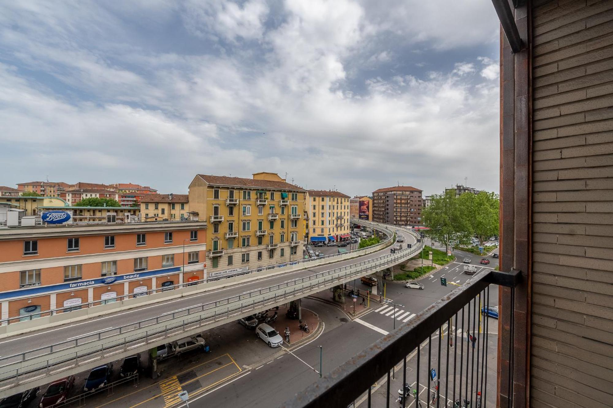 Emerald House Apartment Milan Exterior photo